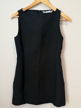 Zara LBD Mini Black Dress Chic Classic Quiet Luxury Work Event size small